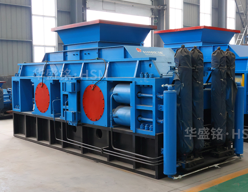 什么設(shè)備可破碎可制砂？新型對(duì)輥制砂機(jī)多少錢一臺(tái)？