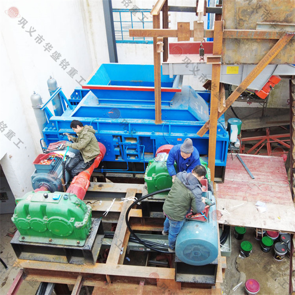 砂石骨料廠(chǎng)對(duì)輥制砂機(jī)工作原理以及出廠(chǎng)價(jià)格